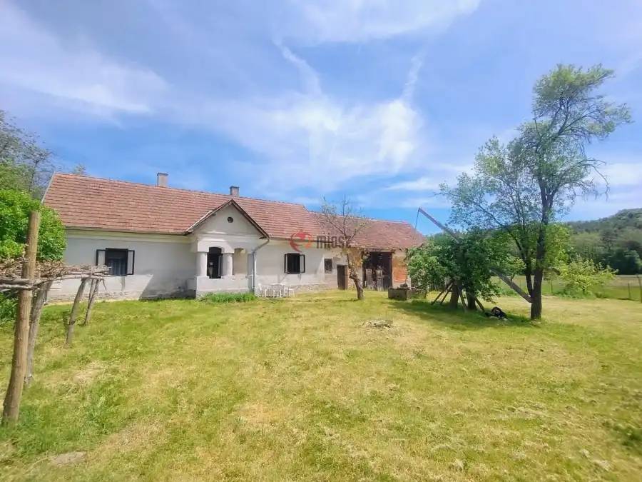 eladó családi ház, Kercaszomor