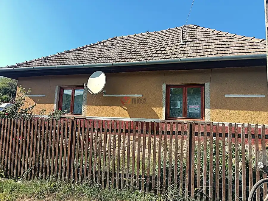 eladó családi ház, Kisecset
