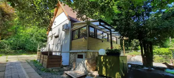Eladó családi ház, Kismaros 3 szoba 92 m² 89 M Ft
