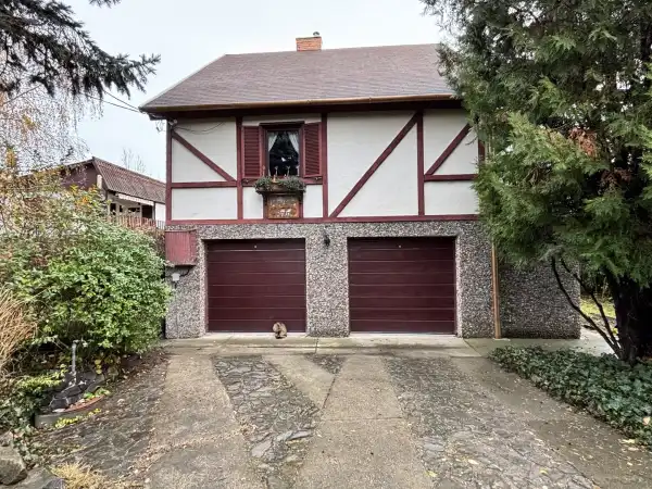 Eladó családi ház, Kismaros 2 szoba 90 m² 94.99 M Ft
