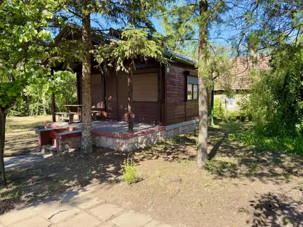 Eladó családi ház, Komárom 1 szoba 32 m² 24.99 M Ft