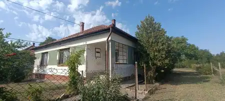 eladó családi ház, Kunbábony