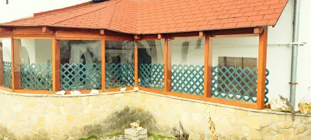 eladó családi ház, Leányfalu