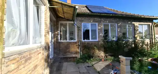 Eladó családi ház, Lőrinci 2+1 szoba 120 m² 47.5 M Ft
