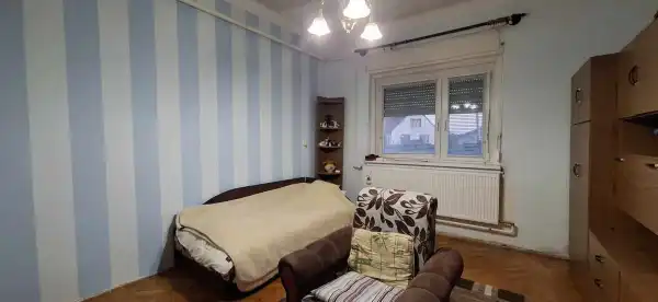 Eladó családi ház, Lőrinci 3 szoba 105 m² 38.4 M Ft