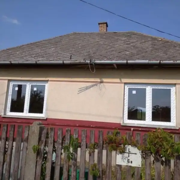 Eladó családi ház, Magy 2 szoba 95 m² 20.9 M Ft