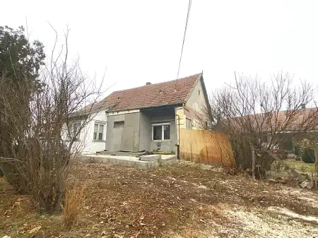 eladó családi ház, Makád