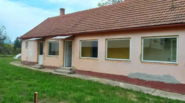 Eladó családi ház, Mátraderecske 2 szoba 60 m² 10 M Ft