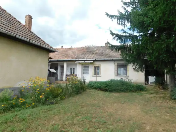 Eladó családi ház, Mátraderecske 4 szoba 110 m² 17 M Ft