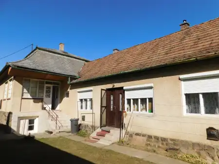 eladó családi ház, Mátraderecske