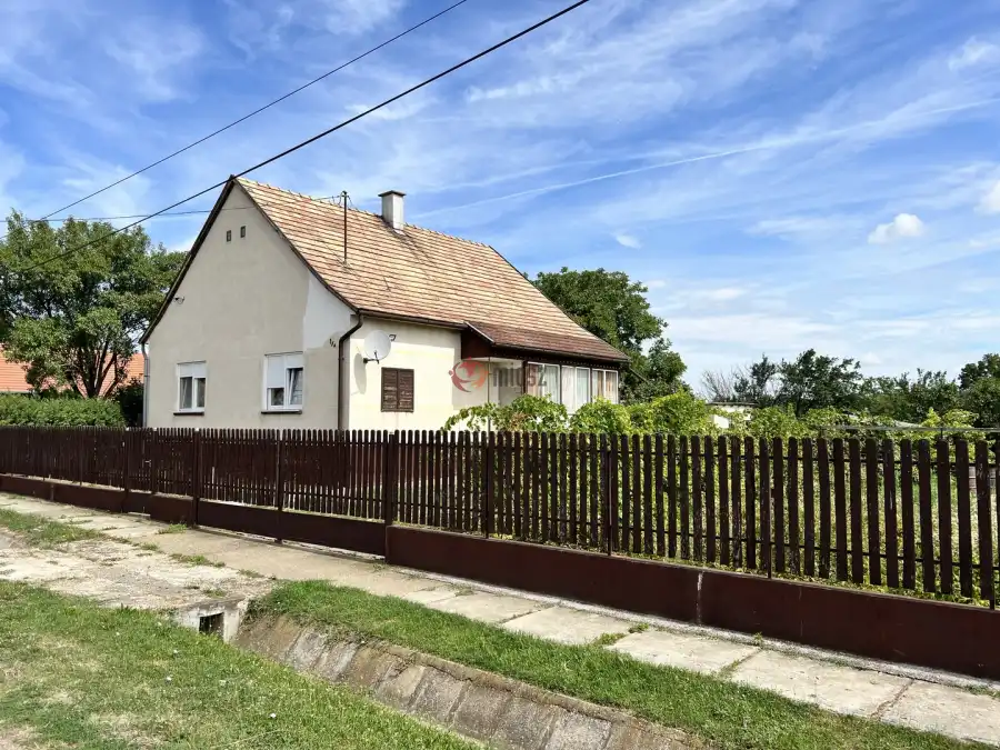 eladó családi ház, Mátyásdomb