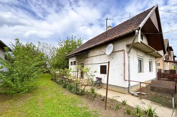 Eladó családi ház, Mezőberény 3 szoba 80 m² 18 M Ft