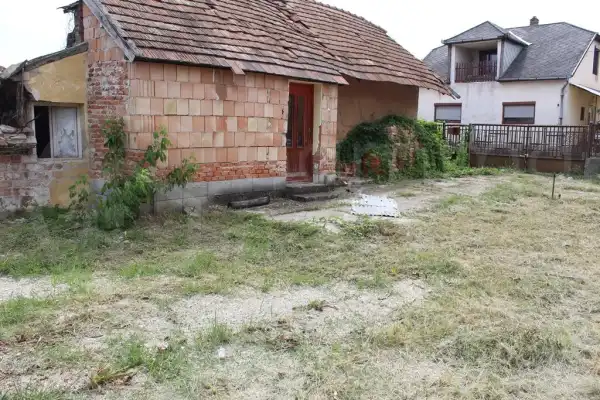 Eladó családi ház, Miskolc 1 szoba 50 m² 7.9 M Ft
