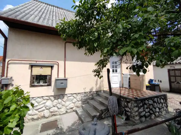 Eladó családi ház, Mohács 3 szoba 62 m² 26 M Ft
