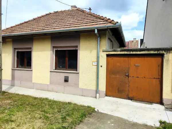 Eladó családi ház, Mohács 2 szoba 88 m² 19.9 M Ft
