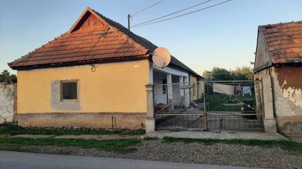 eladó családi ház, Monok