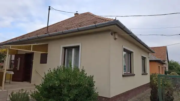 Eladó családi ház, Monorierdő 2 szoba 68 m² 52.9 M Ft Eladó családi ház, Monorierdő 2 szoba 68 m² 52.9 M Ft