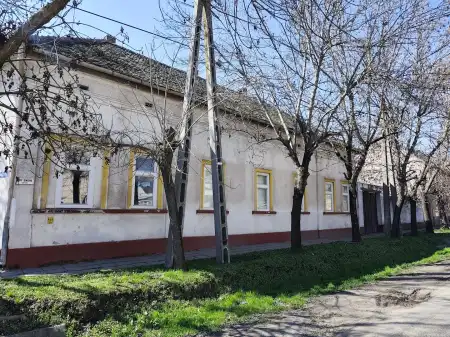eladó családi ház, Nagykőrös