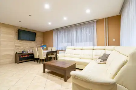 eladó családi ház, Nagylózs