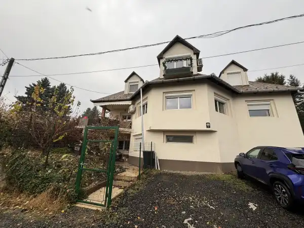 Eladó családi ház, Nagymaros 5+1 szoba 140 m² 149.9 M Ft