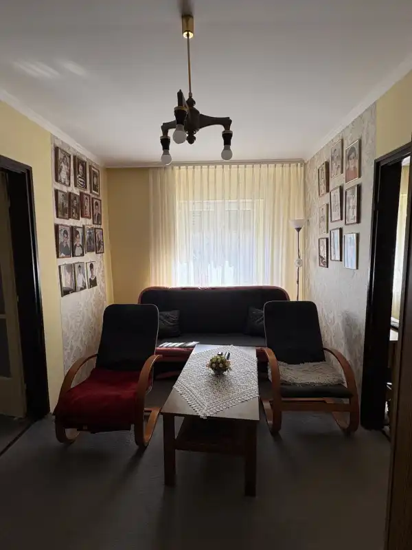 Eladó családi ház, Naszály 3 szoba 82 m² 52 M Ft