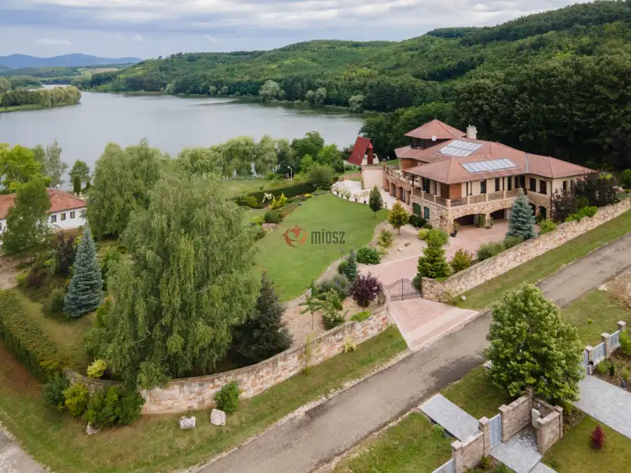 eladó családi ház, Nőtincs