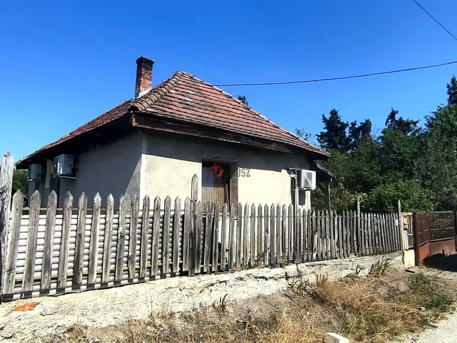 eladó családi ház, Nyáregyháza