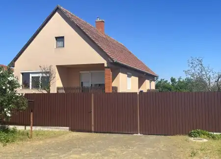 eladó családi ház, Nyíregyháza