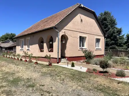 eladó családi ház, Nyíregyháza