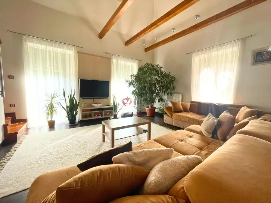 eladó családi ház, Őrbottyán