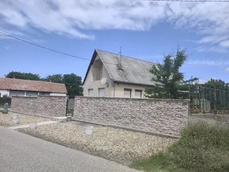 eladó családi ház, Örkény