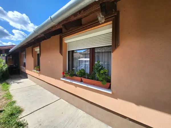 Eladó családi ház, Örkény 2 szoba 73 m² 39.9 M Ft