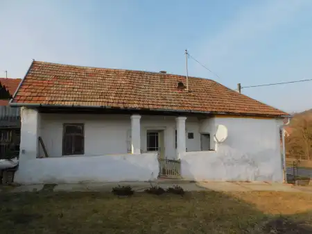 eladó családi ház, Ostoros