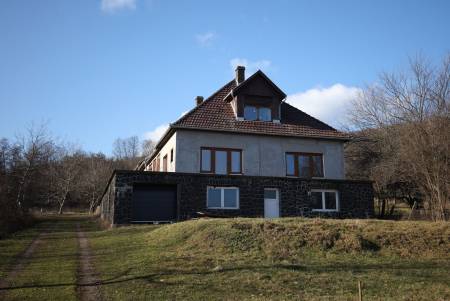 eladó családi ház, Parád