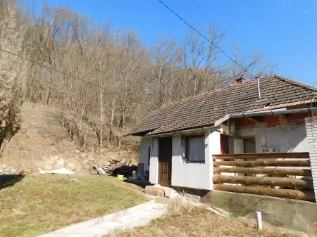 eladó családi ház, Parád