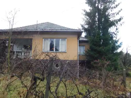 eladó családi ház, Parád