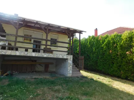 eladó családi ház, Parádsasvár