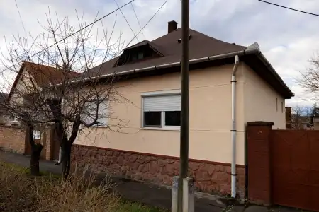 eladó családi ház, Pásztó
