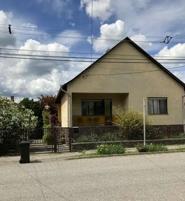 Eladó családi ház, Pásztó 3 szoba 140 m² 62.9 M Ft