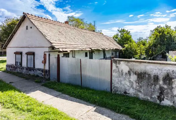 Eladó családi ház, Pásztó 2 szoba 75 m² 15.9 M Ft