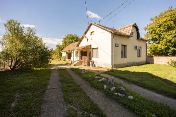Eladó családi ház, Patak 3+1 szoba 169 m² 38.5 M Ft