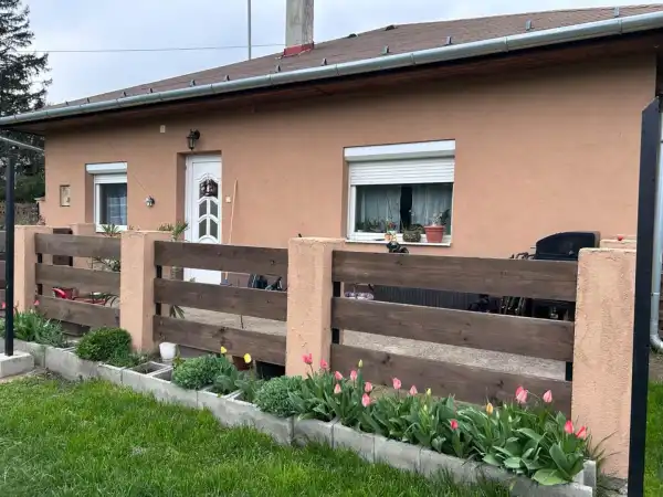 Eladó családi ház, Perkáta 3 szoba 80 m² 42.5 M Ft