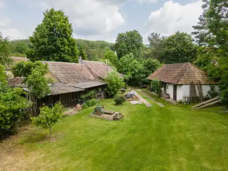 eladó családi ház, Perőcsény