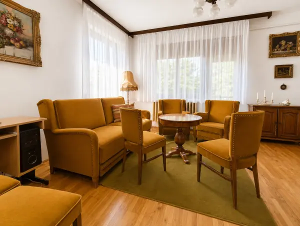 Eladó családi ház, Petőháza 6+1 szoba 227 m² 69.9 M Ft