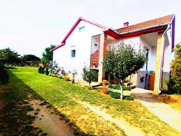 Eladó családi ház, Pilis 5 szoba 103 m² 54.9 M Ft