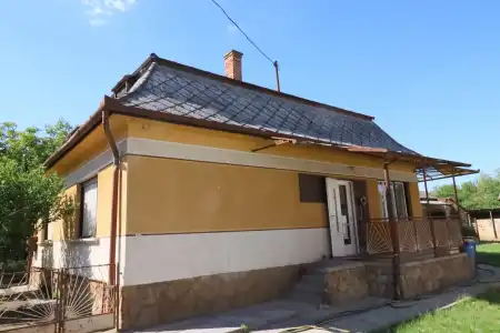 eladó családi ház, Pilis
