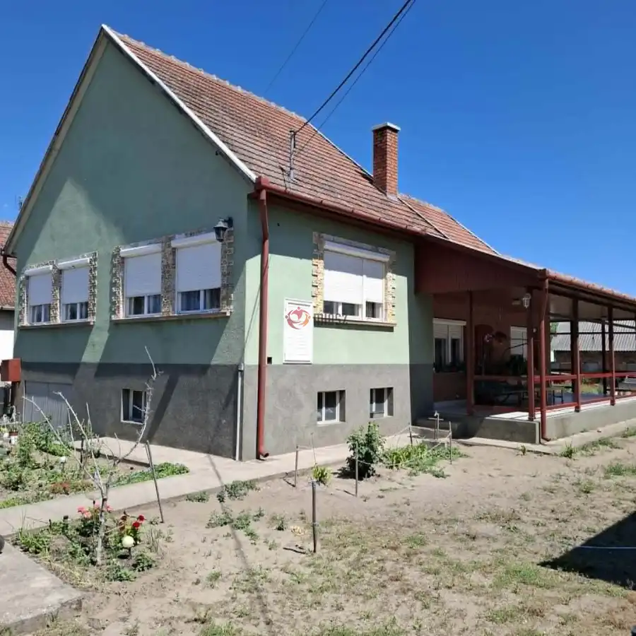 eladó családi ház, Pilis