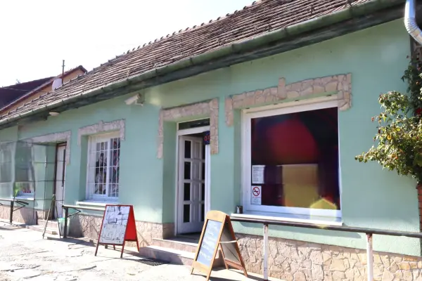 Eladó családi ház, Pilis 3 szoba 270 m² 72.5 M Ft