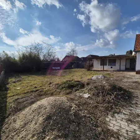 eladó családi ház, Poroszló