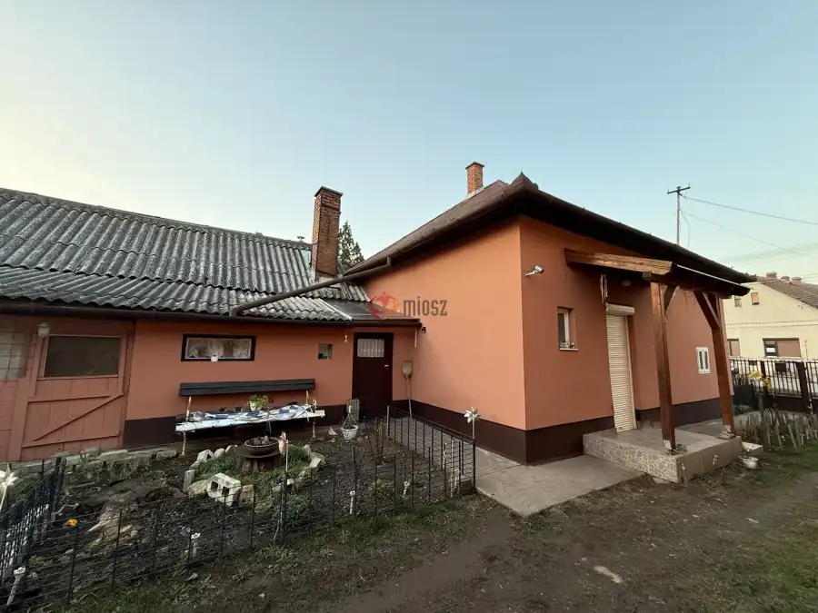 eladó családi ház, Püspökladány